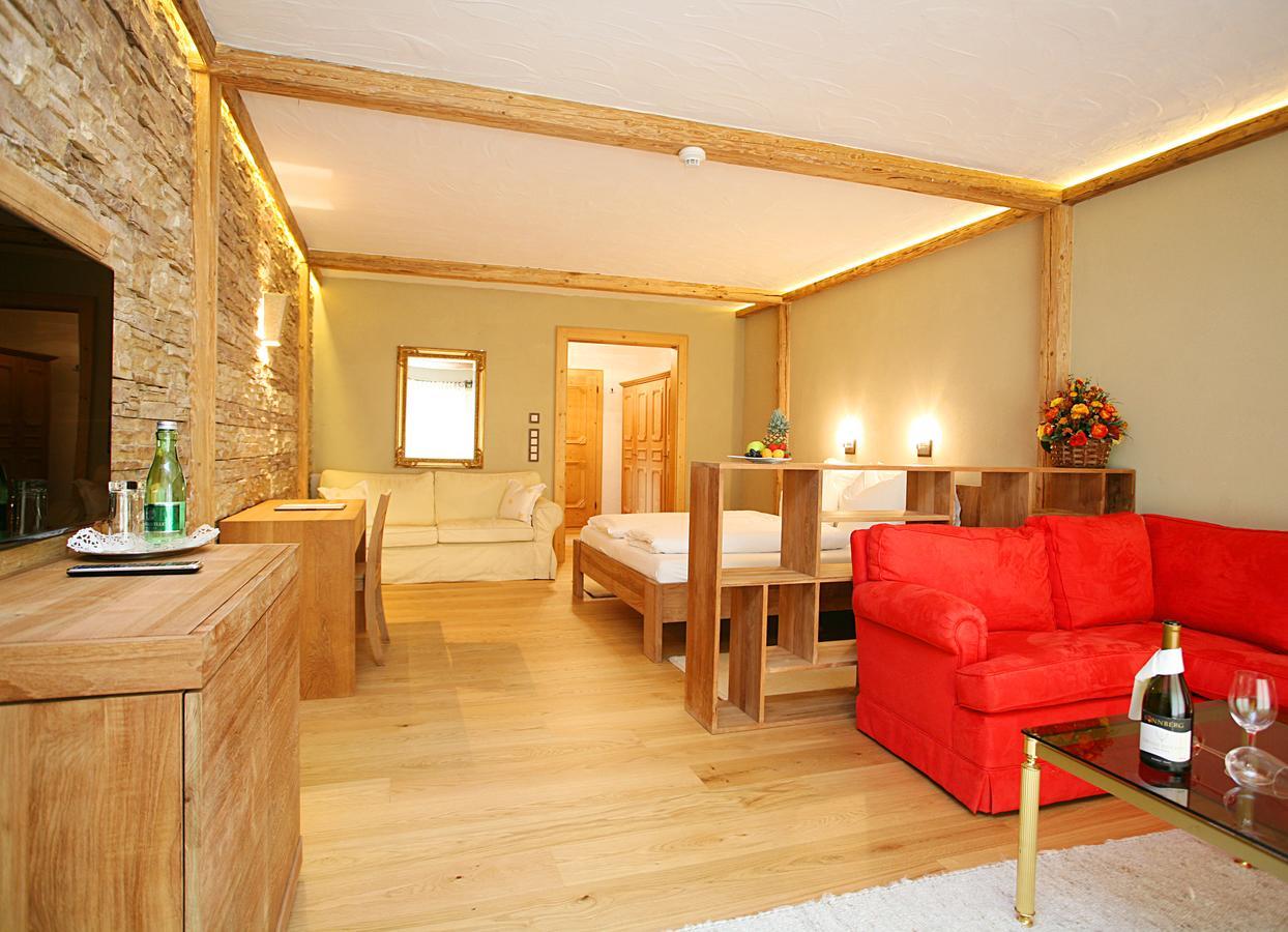 Hotel Rosis Sonnbergstuben à Kitzbühel Extérieur photo
