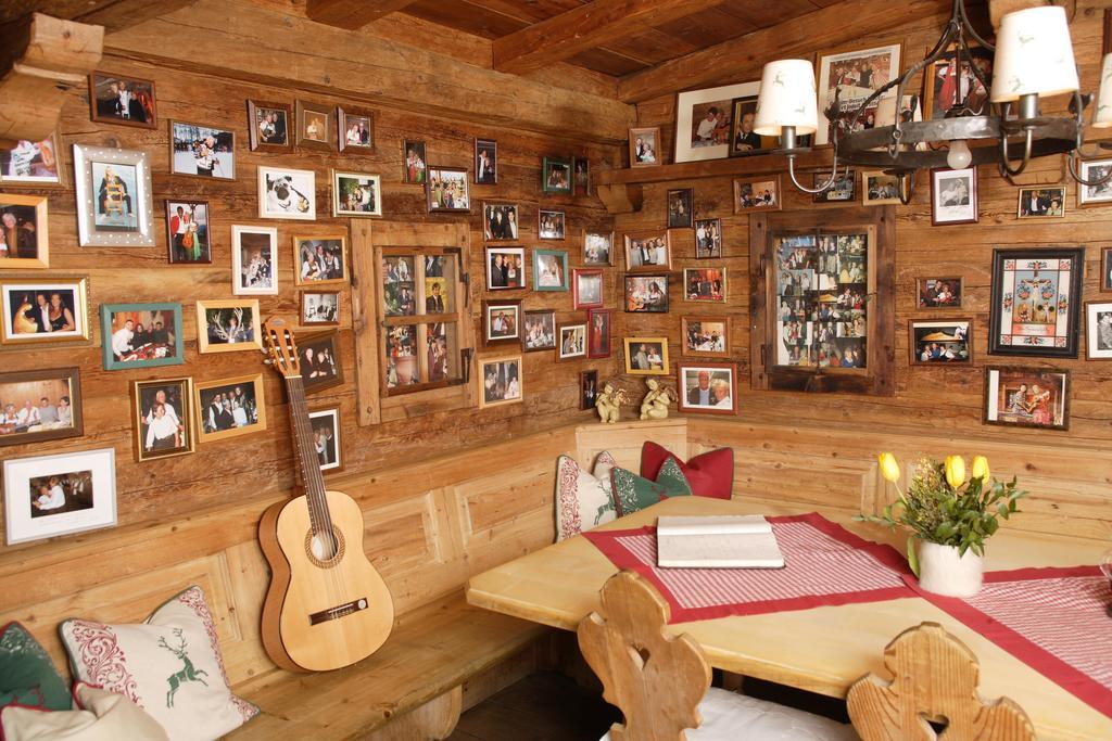 Hotel Rosis Sonnbergstuben à Kitzbühel Extérieur photo